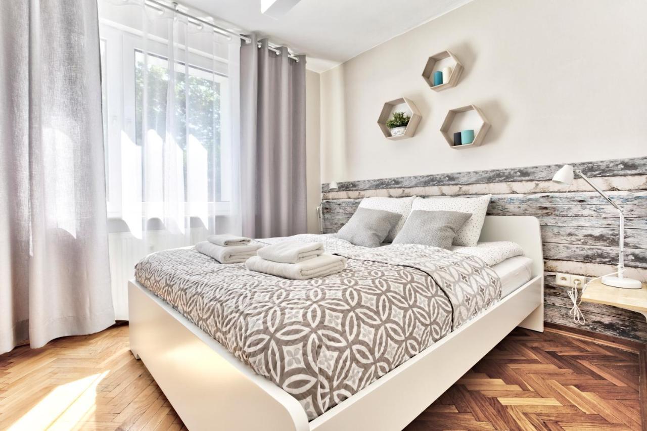 קרקוב Tyzenhauz Apartments Lobzowska Street מראה חיצוני תמונה