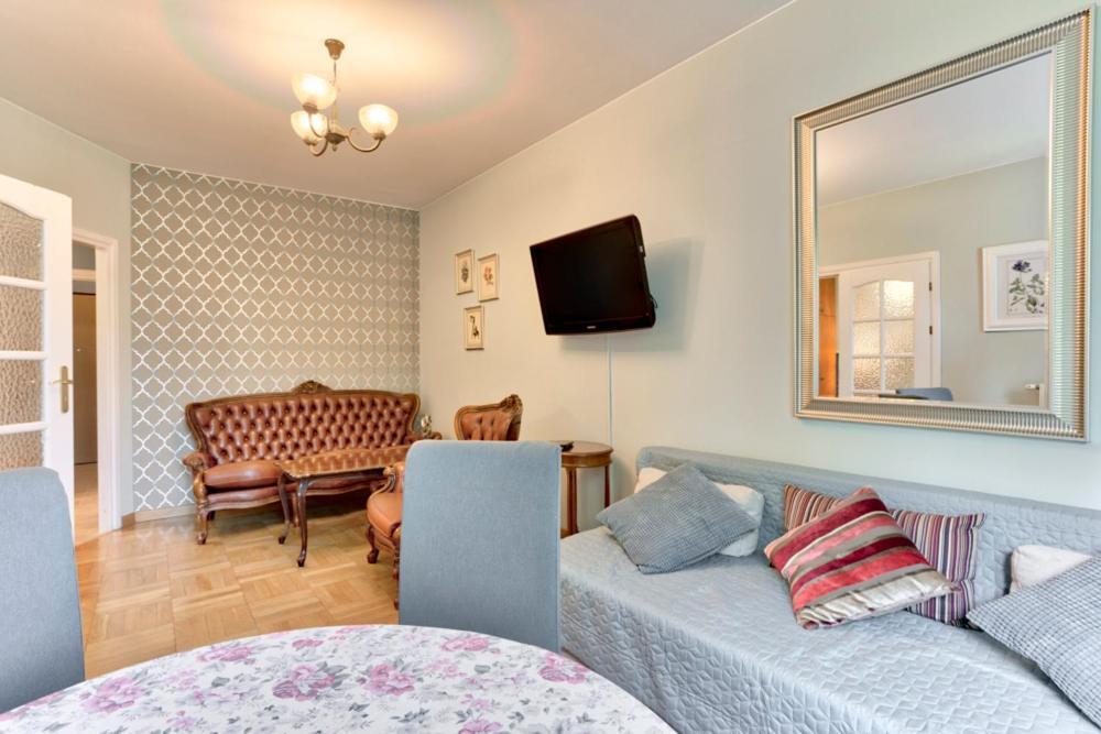 קרקוב Tyzenhauz Apartments Lobzowska Street מראה חיצוני תמונה