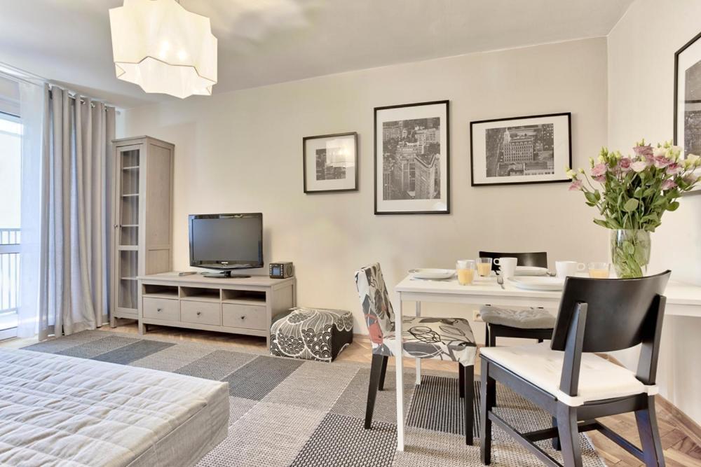 קרקוב Tyzenhauz Apartments Lobzowska Street מראה חיצוני תמונה